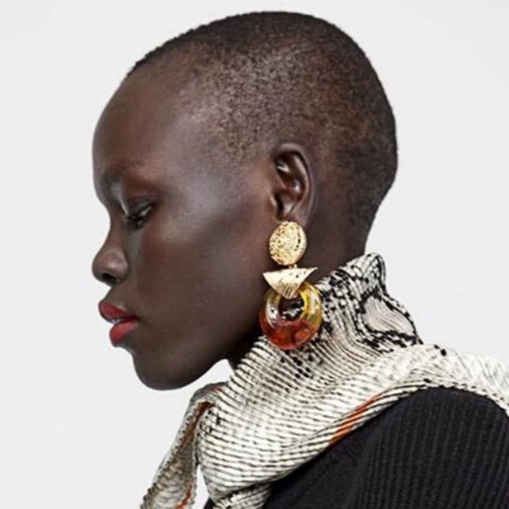 Zara | clip on earrings - Picture 3 of 3